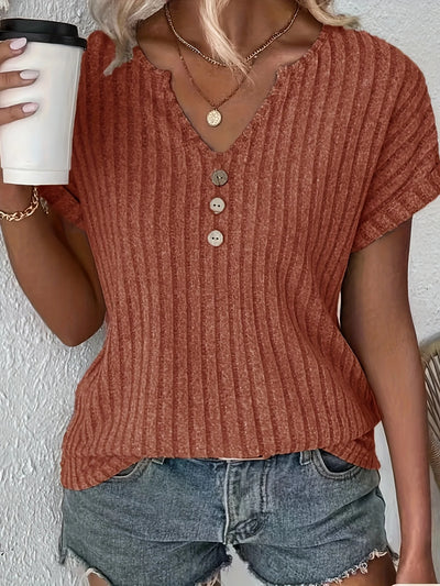 Carmen | Blusa Elegante con Cuello en V y Botones Decorativos